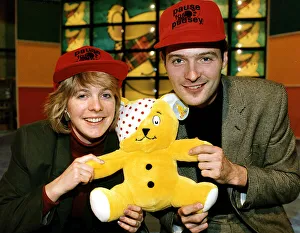 Hazel Irvine sports television presenter with John Leslie
