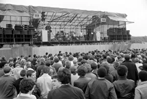 Hazel O Connor performs on stage at the outdoor concert in aid of racial harmony
