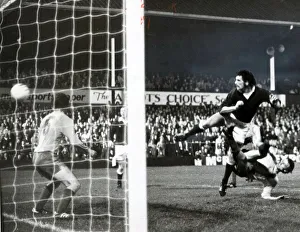 Hearts 5 - 1 Loko Leipzig, European Cup Winners Cup match at Tynecastle Stadium
