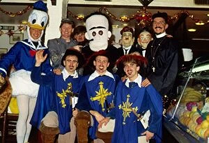 Images Dated 1st December 1988: Hearts team Christmas fancy dress party December 1988