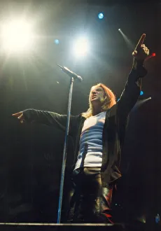 00116 Prints: Heavy Metal band Def Leppard perform in concert at the Newcastle Arena 25 November 1996
