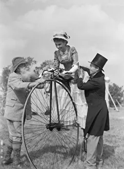 A helping hand Jean Simmons making film So Long at the Fair