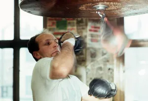 00018 Prints: Henry Cooper Heavyweight Boxer in training April 1966 sbar02