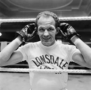 01011 Prints: Henry Cooper seen here in training at The Bellingham for his fight against Cassius Clay