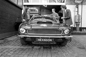 Images Dated 30th December 1974: Hexagon Motors of Highgate. Aston Martin. December 1974 74-7666-001