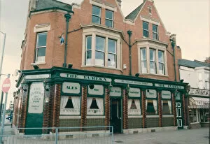 01492 Collection: The High Crown, Eureka pub on Frederick Street, South Shields, Tyne and Wear