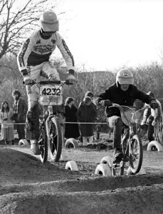 Teesside Supplement Prints: High flying Nigel Hutton (No. 4232) of Great Ayton comes through to score a victory in