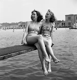 Holiday scenes in Weston-super-Mare, Somerset, England. 26th August 1949