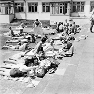 Holidaymakers enjoying the hot weather over the Whitsun Bank Holiday at the Galleon Pool