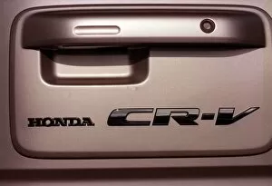 Images Dated 18th August 1997: HONDA CR-V LS CAR EXTERIOR AUGUST 1997 LOGO