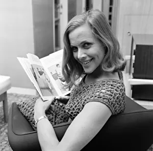 00513 Prints: Honor Blackman, actress, in Manchester to launch her book on self defence