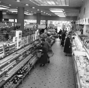 House wives seen here at the Bexley Heath Co-Op supermarket doing the weekly