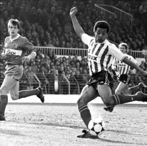 00574 Prints: Howard Gayle (born 18 May 1958) is a former English footballer