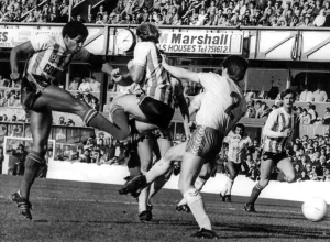 Howard Gayle scores goal number one to put Sunderland one up after just eight minutes