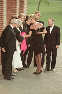 01514 Prints: HRH Princess Diana, The Princess of Wales arrives for The Serpentine GalleryOs summer