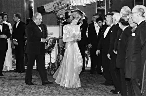 01054 Prints: HRH The Princess of Wales, Princess Diana attends The Royal Premiere of the 14th 007