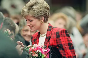 01048 Prints: HRH The Princess of Wales, Princess Diana, dressed in tartan