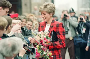 01048 Prints: HRH The Princess of Wales, Princess Diana, dressed in tartan