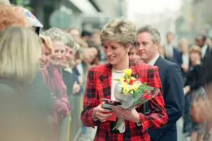 01048 Prints: HRH The Princess of Wales, Princess Diana, dressed in tartan