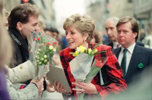 01048 Prints: HRH The Princess of Wales, Princess Diana, dressed in tartan