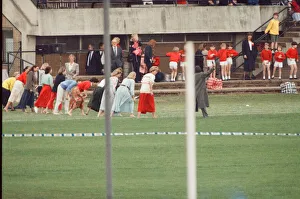 01052 Prints: HRH The Princess of Wales, Princess Diana runs in her sons William and Harry
