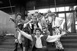 00523 Prints: Huddersfield New College production of G&S Pirates of Penzance. 6th December 1985