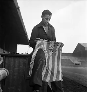 Hull City Football Club goalkeeper Billy Bly February 1949 O17074-002