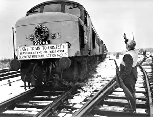 Hundreds of rail fans turned out to give the Consett-Newcastle rail service a farewell