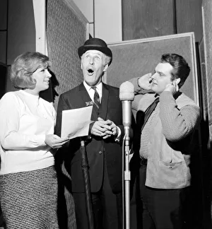 I m Backing Britain Campaign Comedian Bruce Forsyth cuts a single to