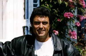 00132 Prints: Ian McShane Actor star of the TV series Lovejoy A©Mirrorpix