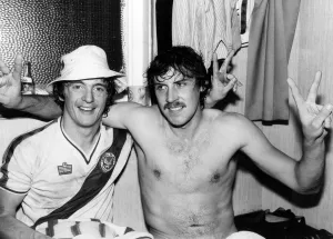 00493 Prints: Ian Walsh (left) and Dave Swindlehurst of Crystal Palace celebrate the goals that sent