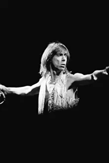 01016 Prints: Iggy Pop (USA singer) performing at The Reading Rock Festival, Little Johns Farm