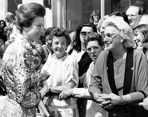 00274 Prints: An impromptu walkabout sealed the success of the Princess Royals visit to Leamington