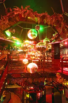 00526 Prints: Interior of Pagoda Park nightclub in Smallbrook Queensway, Birmingham. 26th November 1992