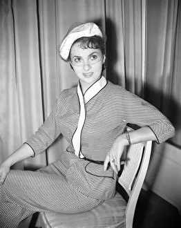 Italian Actresses in the UK to attend the 1952 Italian Film Festival