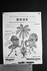 Poster Prints: Italian poster promoting the upcoming fight between Marvin Hagler and Italy