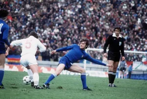 Italy v Hungary World Cup 1978 footballs Zombori no 5 G Antognoni referee R