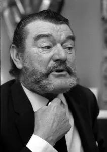 Jack Hawkins being interviewed by Donald Zec at Westmead Lodge, Westmead