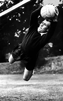 Jack Kelsey (Goalkeeper) Football Player of Arsenal - July 1959 in action - dives