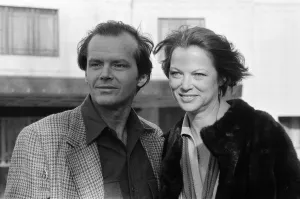 Jack Nicholson and Louise Fletcher pose for photographers outside The Dorchester Hotel to