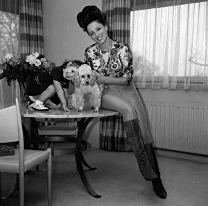 Square Prints: Jackie Collins January 1964 authoress & actress with her daughter