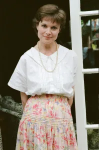 Skirt Prints: Former James Bong girl Madeline Smith who starred in the 007 film Live and Let Die