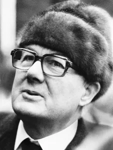 00155 Prints: James Callaghan Prime Minister wondering puzzled 1977