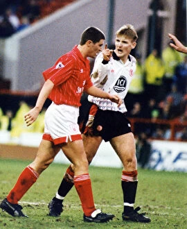 Images Dated 23rd January 1993: Jamie Pollock argues with Roy Keane, Boro v Notts Forest, City Ground, Nottingham
