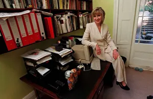 Jayne Irving TV Presenter July 1998 At home sitting on her desk A&copy;mirrorpix