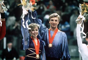 Medals Prints: Jayne Torvill and Christopher Dean - Feb 1984 win The Gold Medal for Great Britain