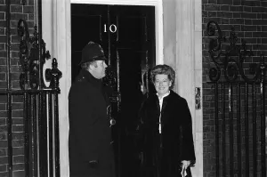 Reception Prints: Jean Alexander arrives for reception at Number 10 Downing Street, London
