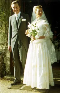 Jenny Agutter Actress weds swede Johan Tham in Oxfordshire DBase MSI A&copy;Mirrorpix