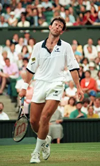 JEREMY BATES AT THE WIMBLEDON CHAMPIONSHIPS JULY 1994 06 / 07 / 1994
