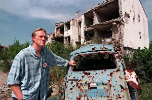 Former Yugoslavia Prints: Jerome Flynn actor visits Bosnia war zone with the Red Cross